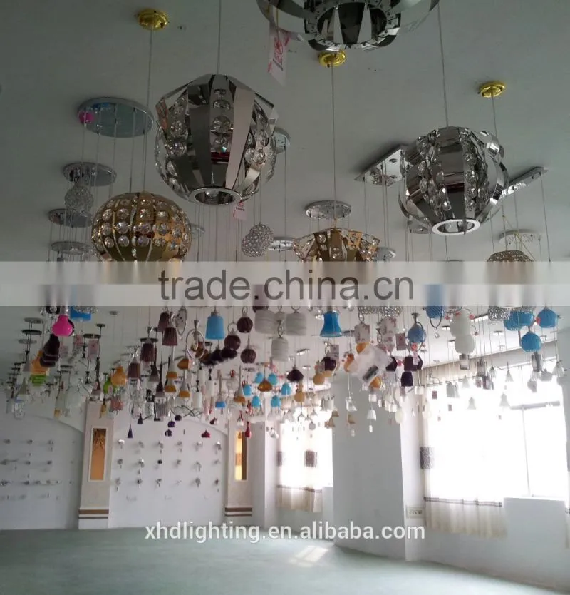 Showroom a Coozen Retro European whole sale chandelier pendant light fixture