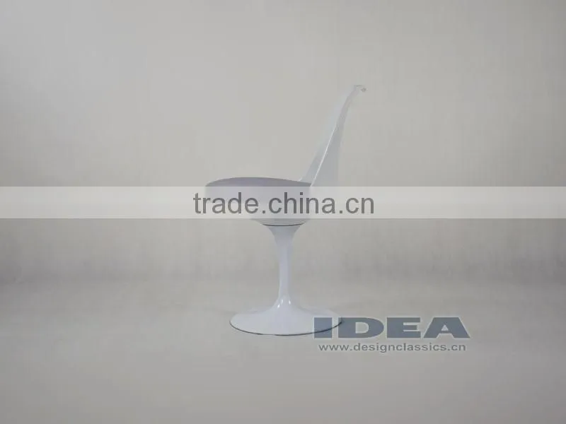 Replica Eero Saarinen Tulip Chair - Grey Cushion