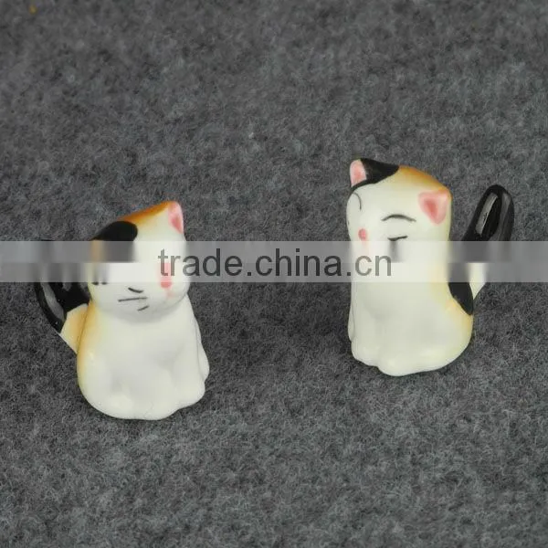 handpaint luck cat ceramic chopstick rest