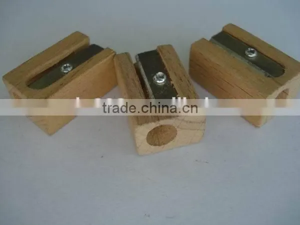 Factory wholesale one hole cheap wooden pencil sharpener