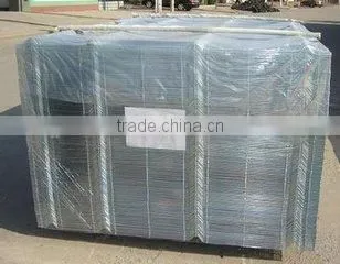 Best selling high quality curved metal safety wire mesh fence for garden