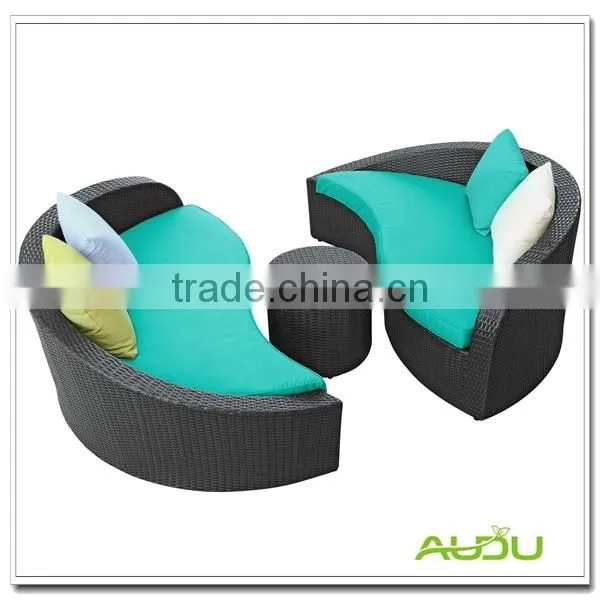 Audu Black Daybed/Black Rattan Half Moon Daybed