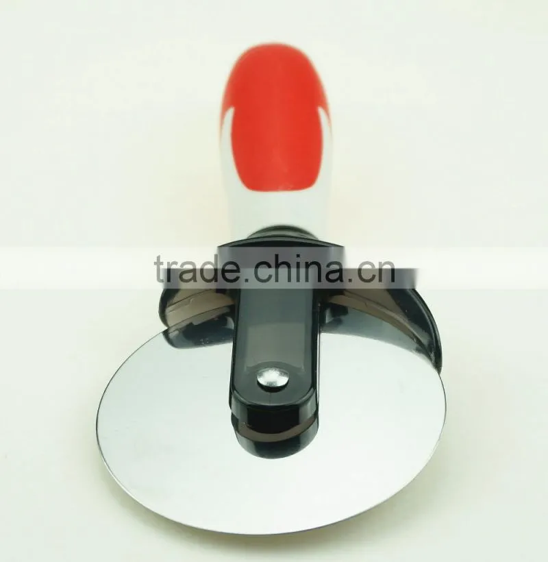 31014 New Penguin Handle Kitchen gadget Pizza Cutter