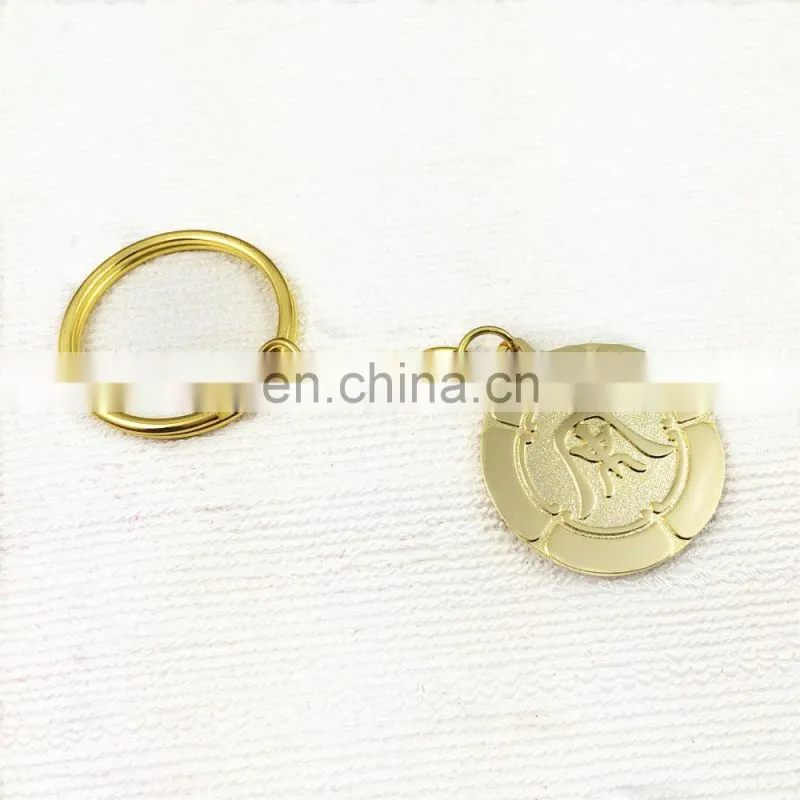 Customized gold metal keychains