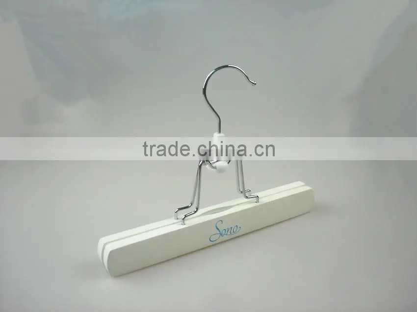 White wooden wig hanger customized hairpiece hanger and bag