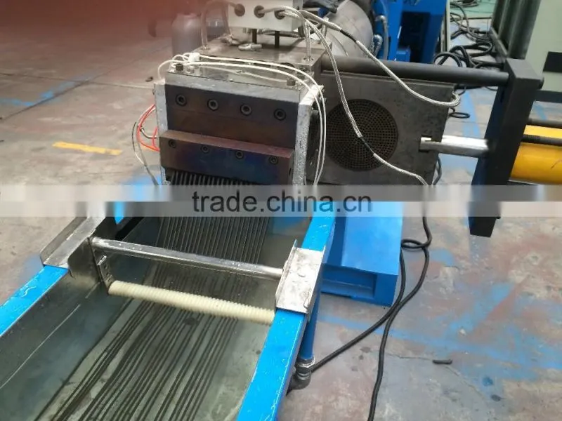 Plastic granules cutter machine