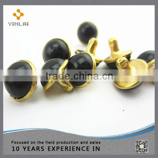 Metal decorative pearl rivet