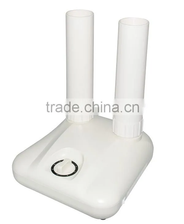 Fast heating and drying boot dryer with bacteria killing and odor removing function