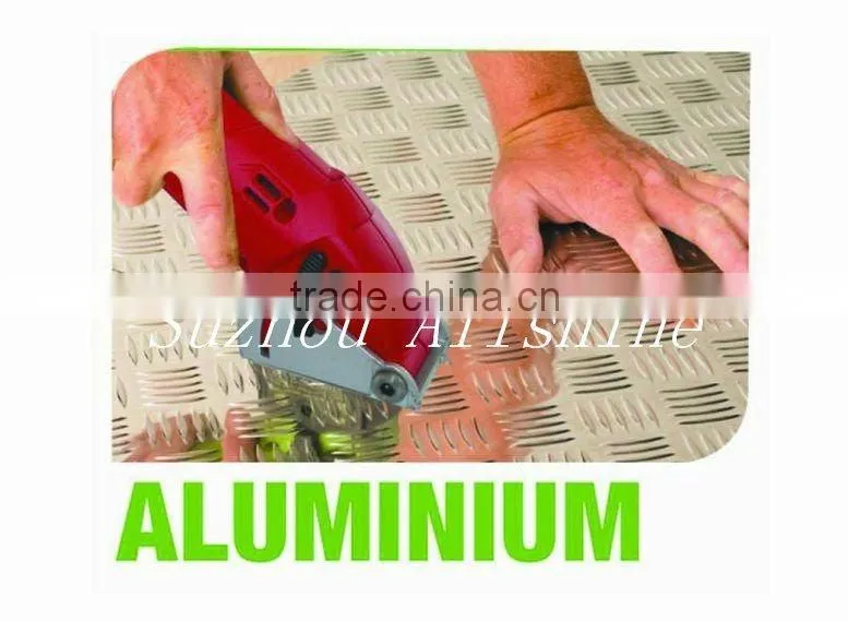 China Exact saw 400W mini saw