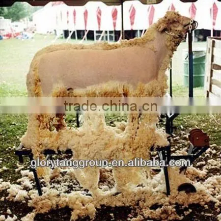 short white sheep wool waste, wool waste