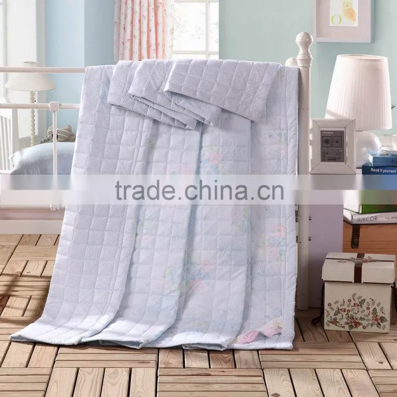 High Quality Four seasons 100% cotton silk down filling comforter with cheap price wholesale