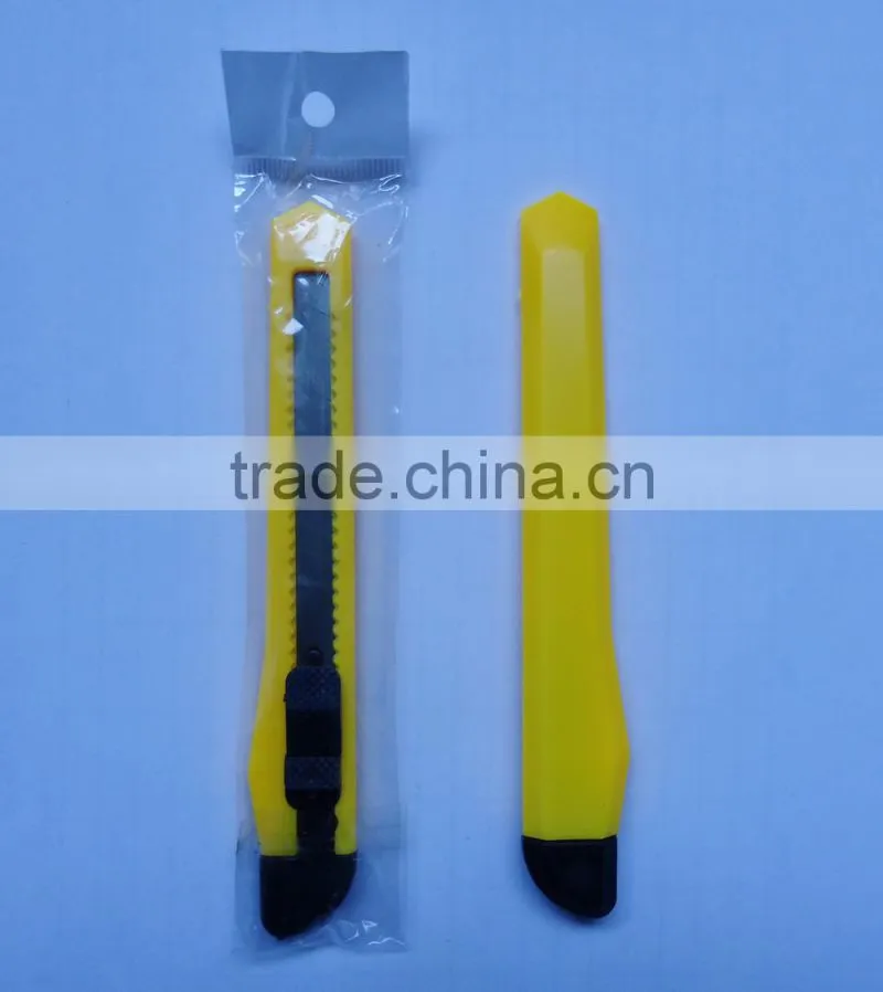 Promotional Mini size 9mm blade Utility knife Cutter with plastic grip
