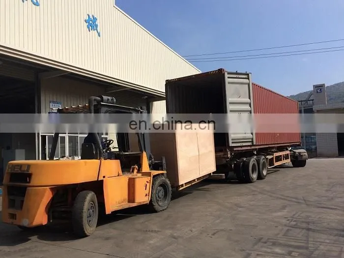 Dry cleaning valve sand blasting machine rubber belt roller shot blasting machine