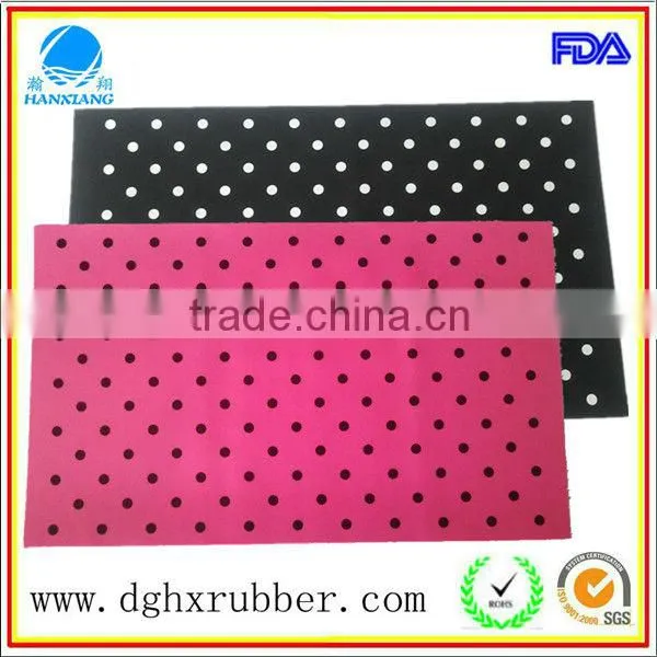 China custom made,Sticky Pad/Anti-slip Mat/Mobile phone non-slip mat rectangle design in dongguan