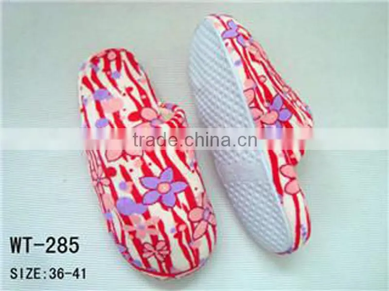 Flower Design Upper Warm Cotton Ladies Inddor Bathroon Slipper Girls Indoor 2014 Soft Slipper Shoes