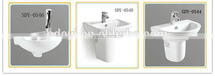 High quality ceramic wc toilet bathroom squatting pan