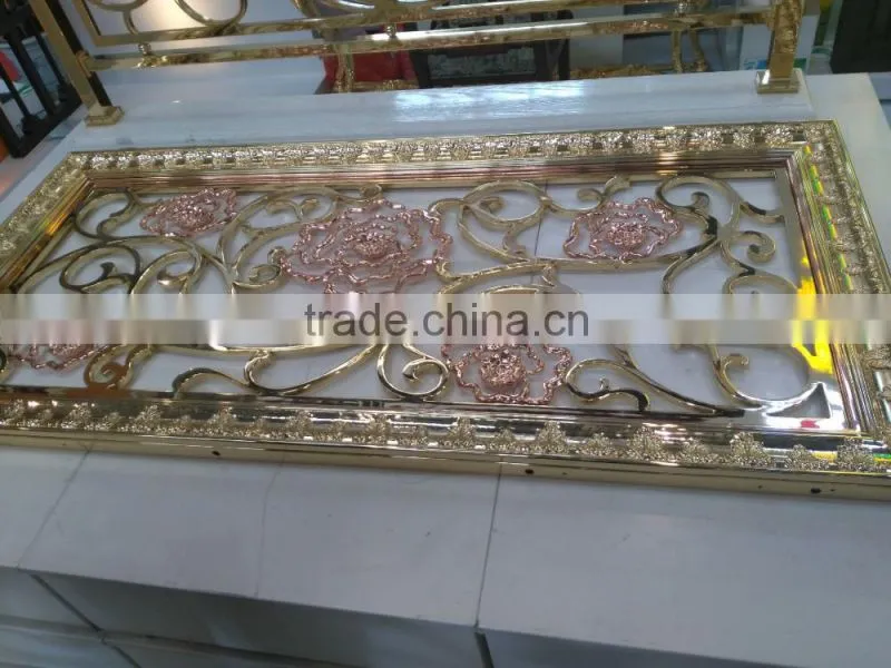 Luxurious front gate, wrought iron main gate design