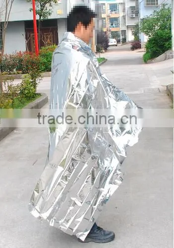 Hot selling Delicate Silver Thin Emergency Blanket Survival Rescue Blanket Outdoor Life-saving