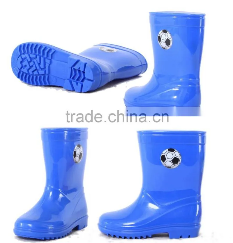 High quality football pattern pvc rain boots cheap pvc rain shoes for boys