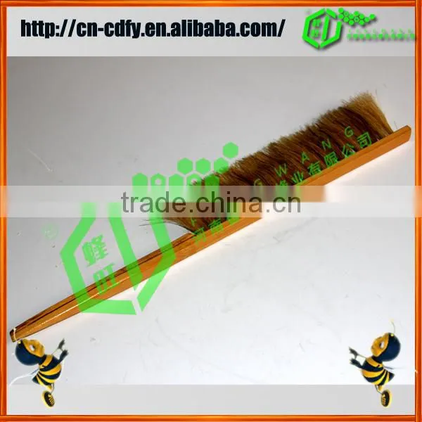 Bee Equipment Korean Pine Brush