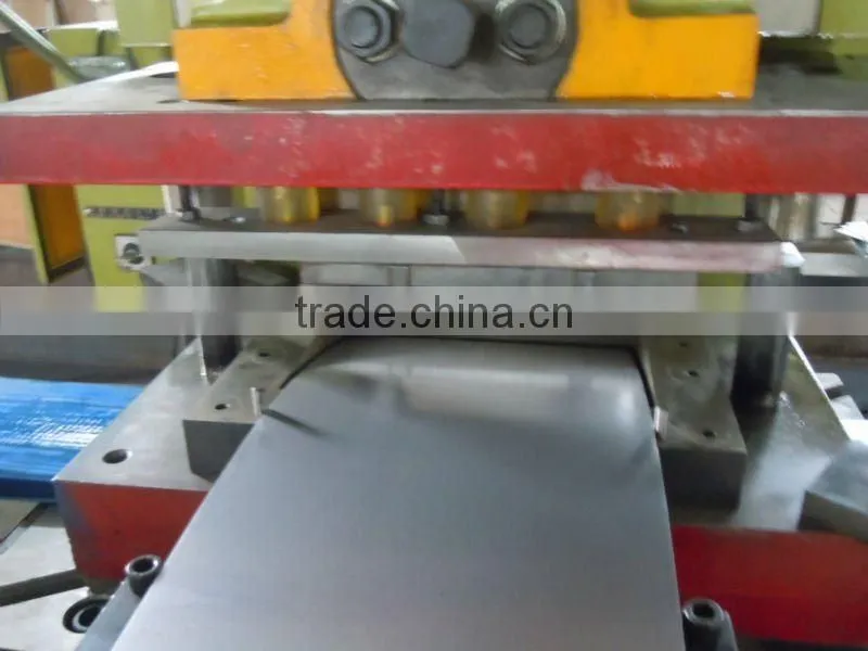 Pressing line for sheet metal blanking and forming
