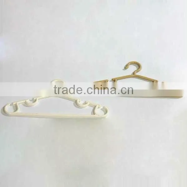Plastic kids hangers wholesale