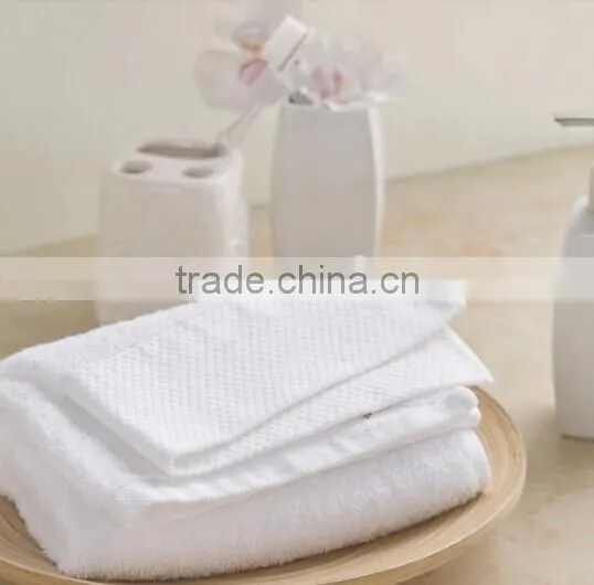 Cheap wholesale customized cotton square towels 30x30
