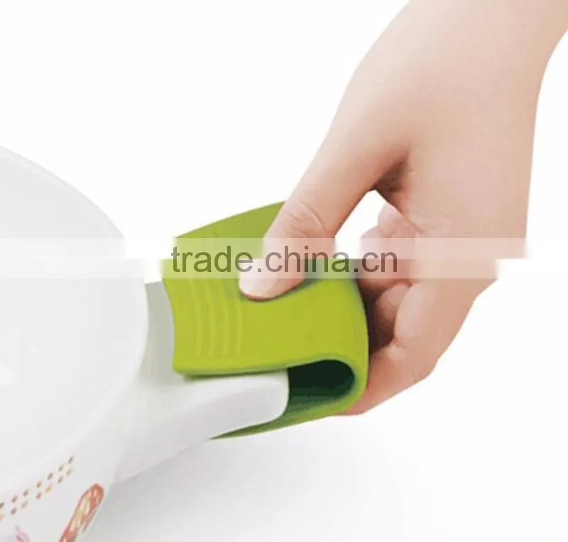 100% Food Grade Silicone Heat Resistant Mini oven mitt