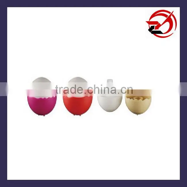 Plastic fragrance spray bottle