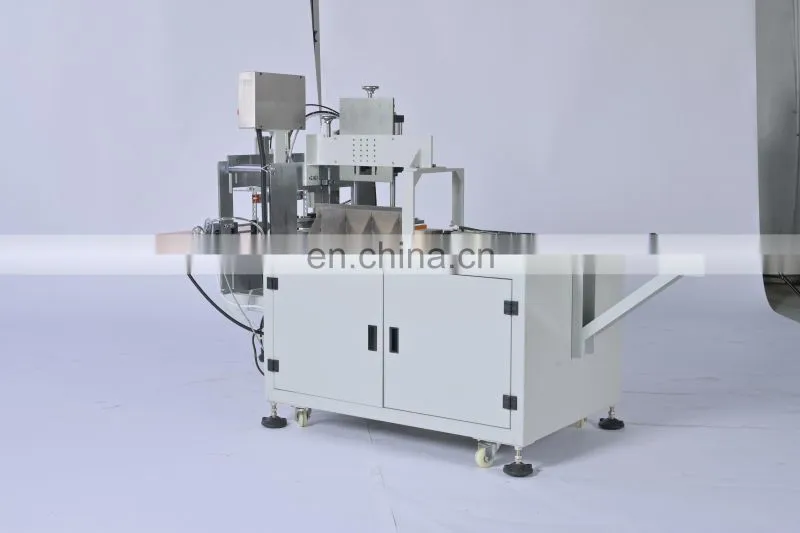 OrangeMech 2021 hot sale Automatic diaper packing and sealing machine adult diaper baby diaper packing machine