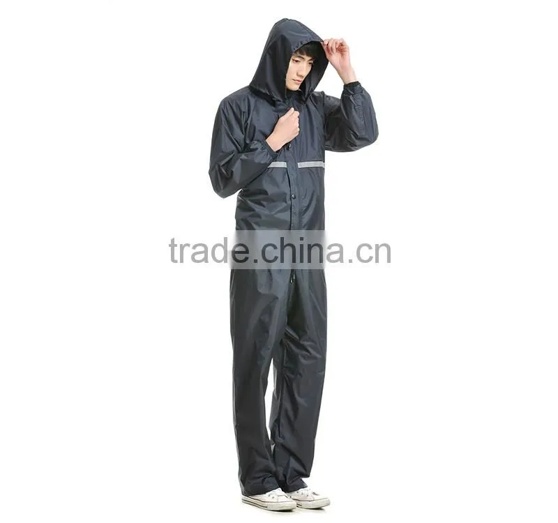 Fashionable cheap black pvc raincoats with hood