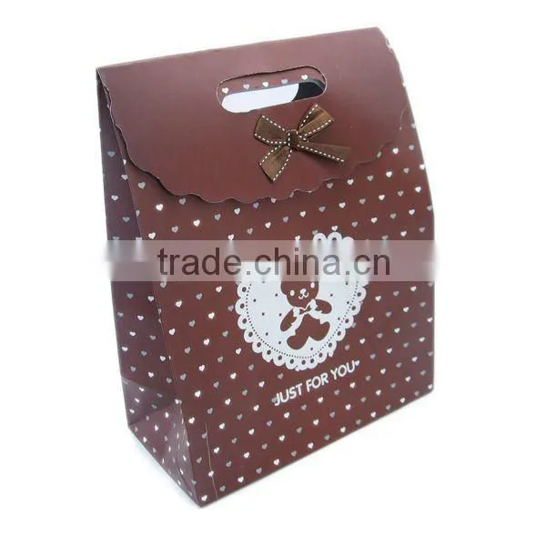 Customized paper bag for small gifts