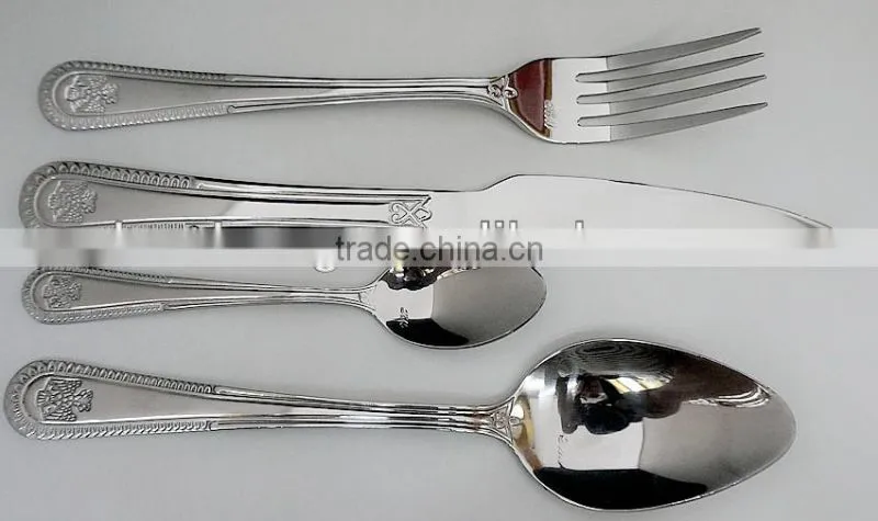 Low price stainless steel gold plated dinner spoon and fork set