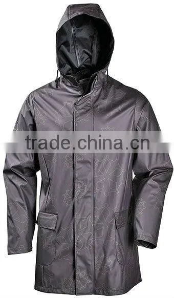 PRINTED RAINCOAT WITH FASHION DESIGN