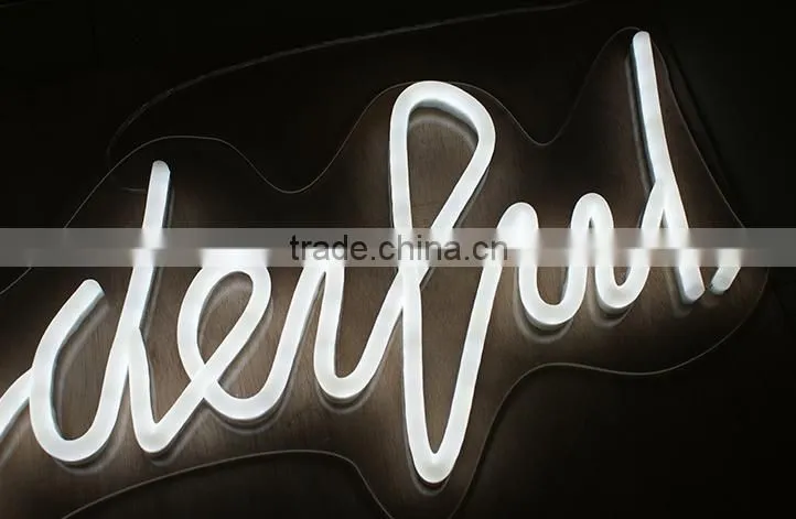 2016 New Design China Small Led Neon Light Signs