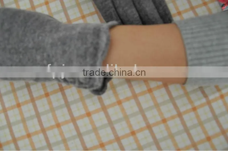 ladies fashion slim-fitting thin wool gloves (custome)