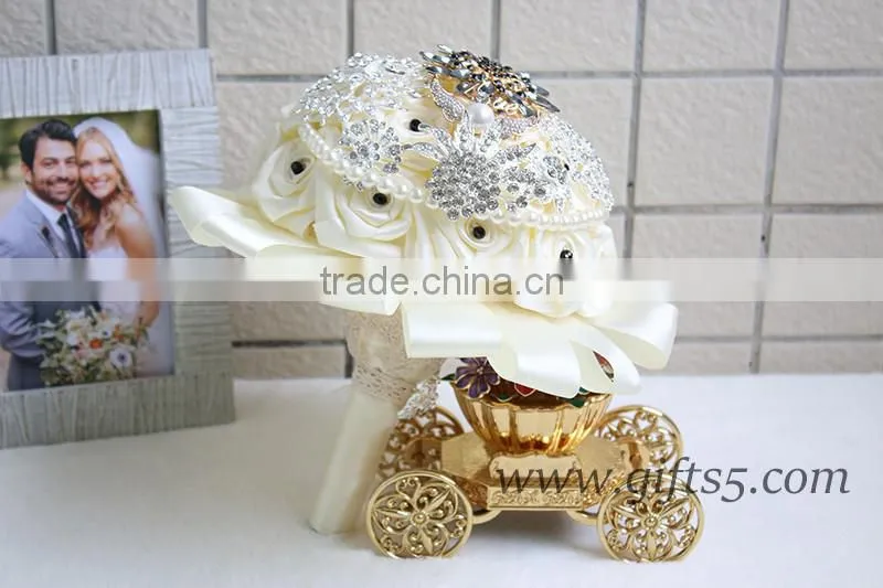 Excellent Wedding Bouquet Handmade wedding Silk Roses bouquet with Jewels Crystals