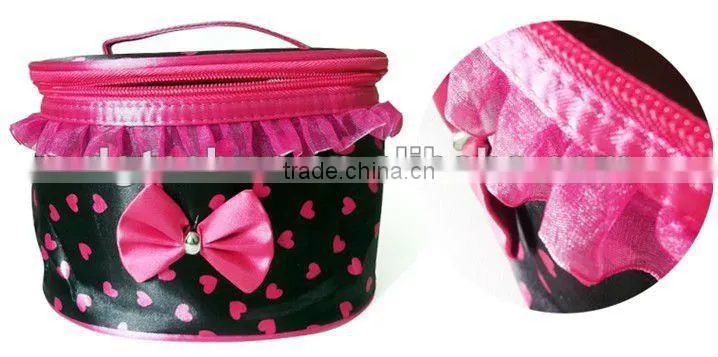 Cute cosmetic bag with mirror