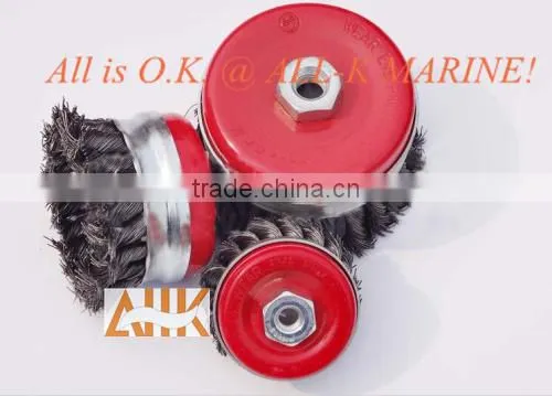 Knotted wire cup brush