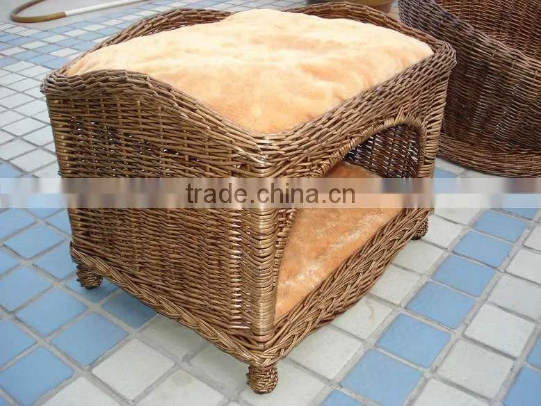 Wicker pet house / wicker cat cage / wicker pet bed & wicker doghouse