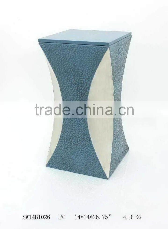 modern tea table design in blue&white