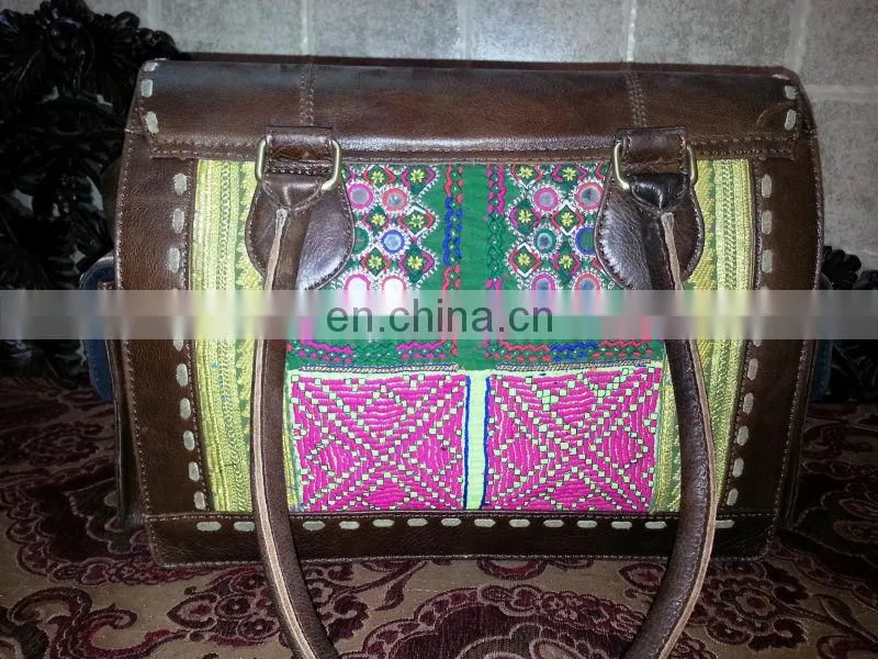 Vintage Shoulder Beach Handbag Embroidered Leather Banjara Bag Ethnic India Gypsy Purse