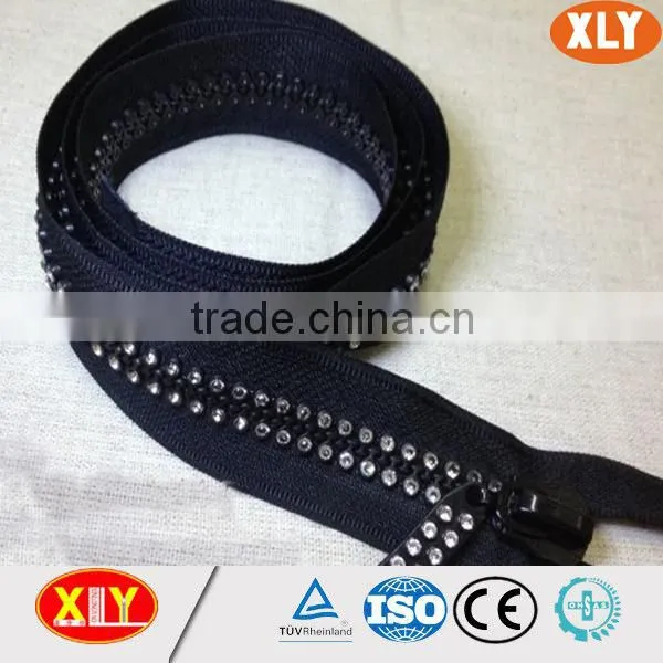 China XLY zipper #3 close end single stone diamond zipper