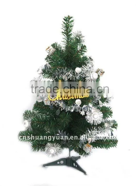 garland around christmas tree