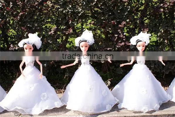 Colour Changing LED Light Toys / Festival Flashing Dolls / Night Light