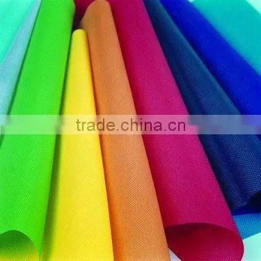 Non-woven tablecloth