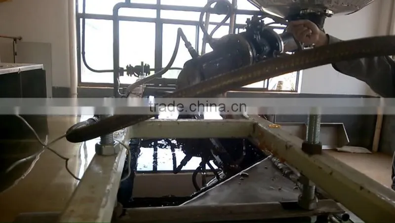 rotatory steel belt flaker