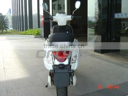 NEW EEC Motor Scooter Equipped with 40Ah Silicone Battery