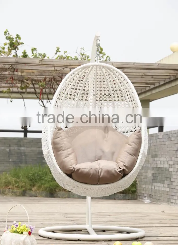 Hot Sale Luxury Durable Garden Swing Chair L