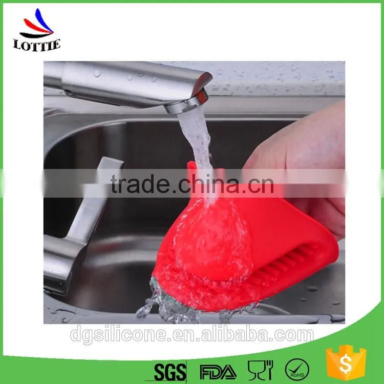 100% FDA Approved Heat Resistant Silicone BBQ Gloves Safety silicone gloves
